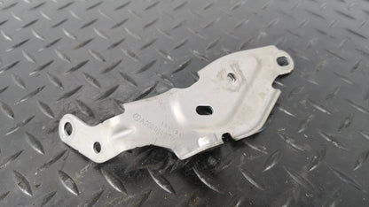 MERCEDES A-CLASS W177 V177 1.3 PETROL GENUINE ENGINE BRACKET A2820140700 *B110