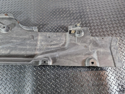 11-19 MERCEDES BENZ ML W166 OEM RIGHT SIDE UNDERBODY COVER A1666805101