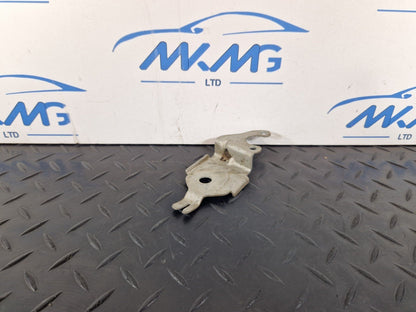 14-21 MERCEDES BENZ C300h W205 OEM HEADLIGHT LEVEL SENSOR BRACKET A2139053302