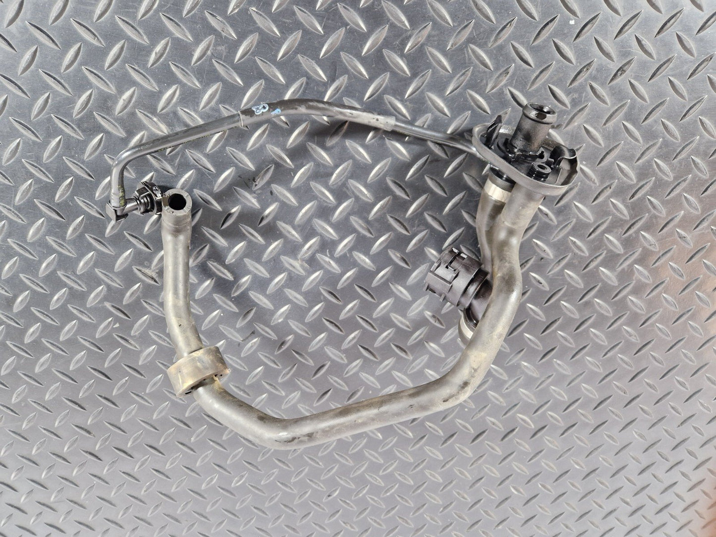 16-23 AUDI S5 3.0TFSI GENUINE WATER COOLANT PIPE HOSE 8W2122109E 8W2121123B