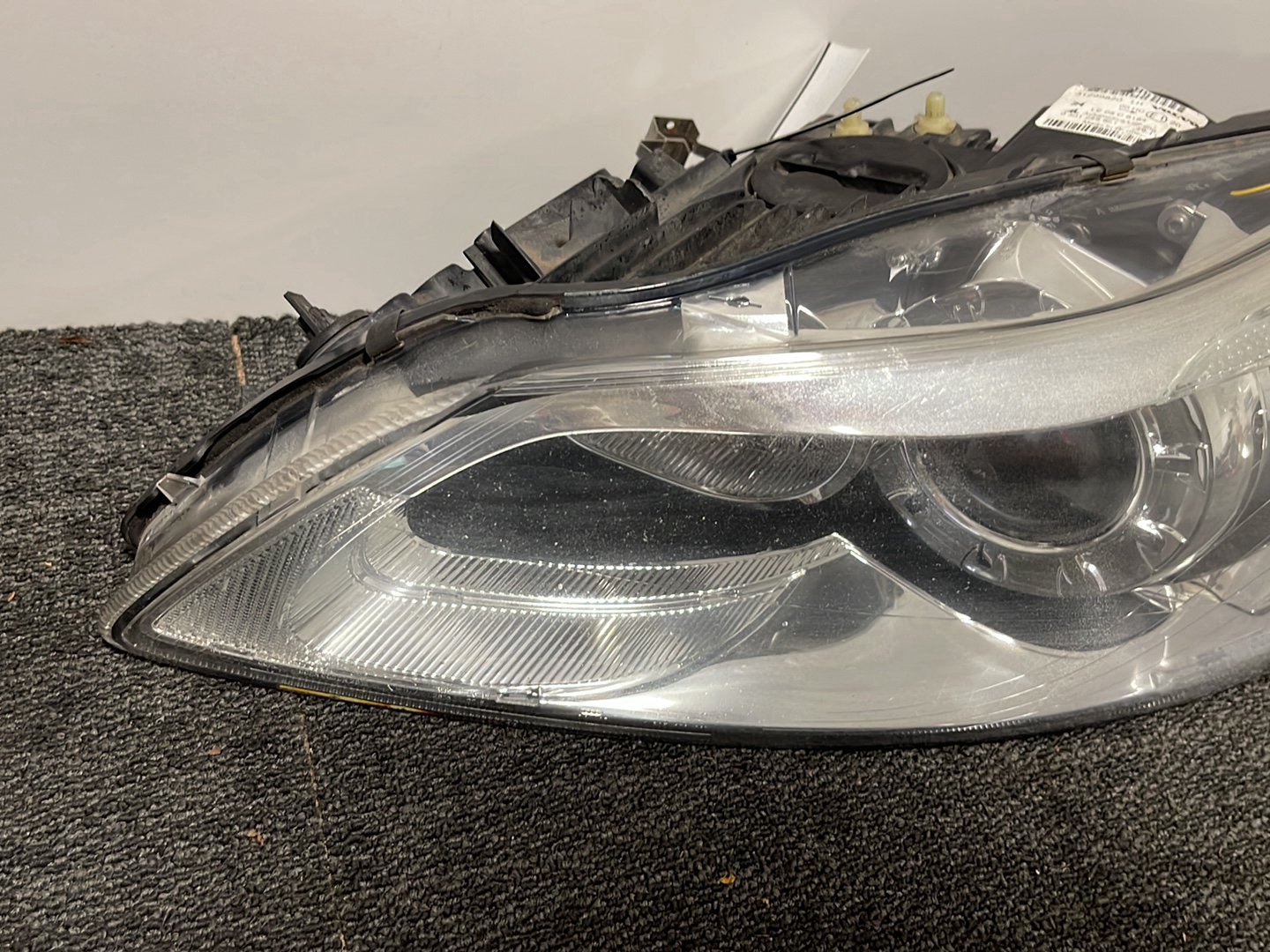 Volvo C30 MK1 FL (MK)(533) Coupe Genuine Front Left Passenger Headlight 31299820