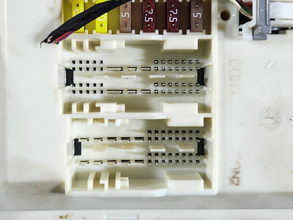 BMW 118i F40 Hatchback Body Control Module BCM Fuse Box Genuine 5B31353