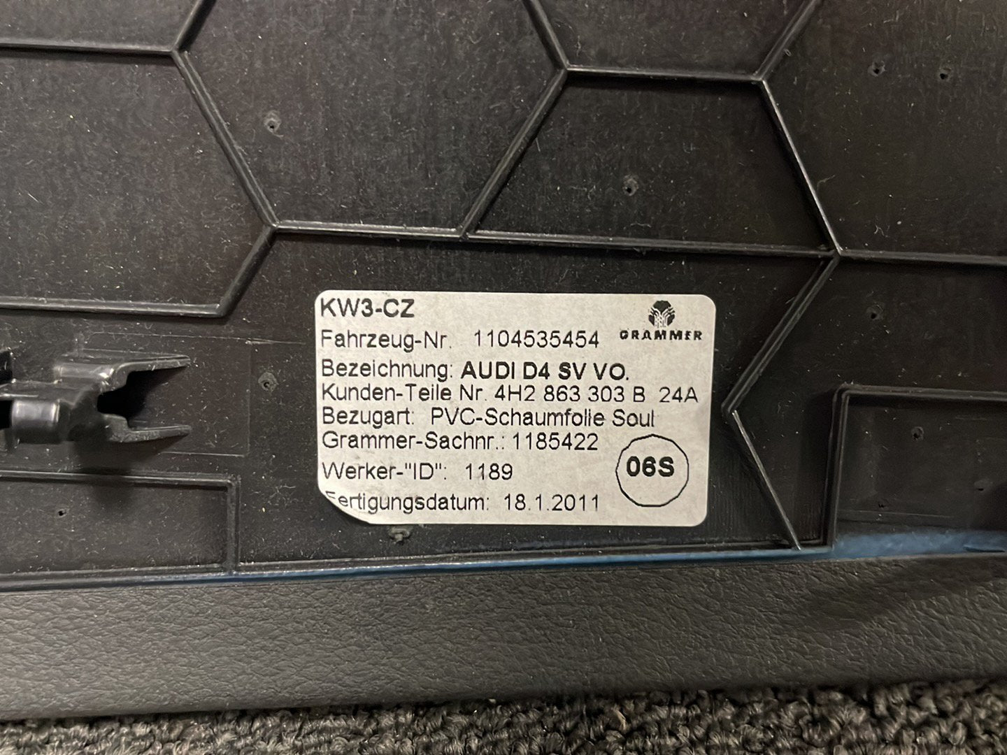 Audi A8 4H Right &amp; Left Centre Console Side Trim Pair 4H2863304B 4H2863303B