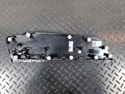 19-ON MERCEDES BENZ A CLASS W177 FRONT RIGHT SIDE DOOR MOULDING TRIM A1777206801
