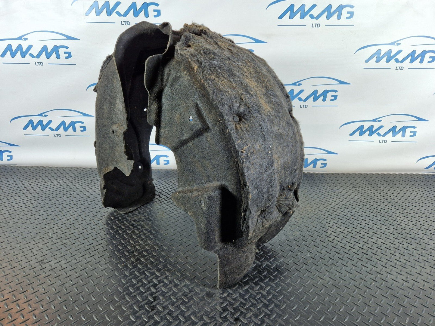 10-17 AUDI A8 4H REAR RIGHT O/S WHEEL ARCH LINER GUARD 4H0810172E