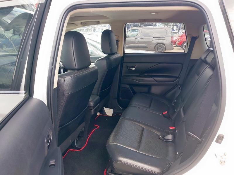 2015 Mitsubishi Outlander PHEV