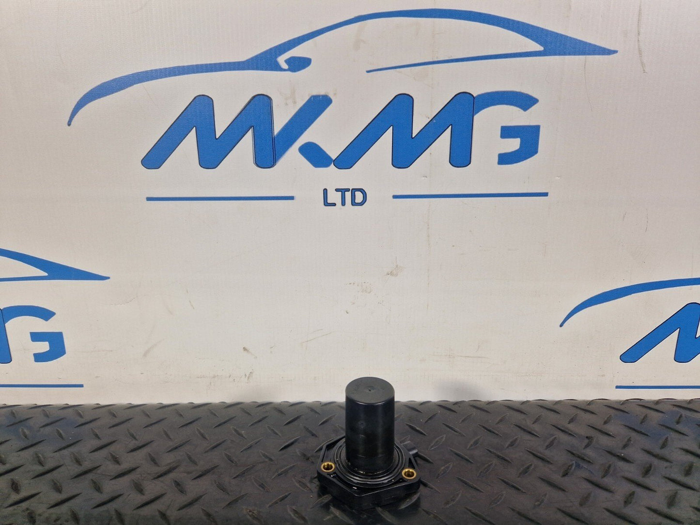 14-21 MERCEDES BENZ C300h W205 OIL LEVEL SENSOR A6511530132