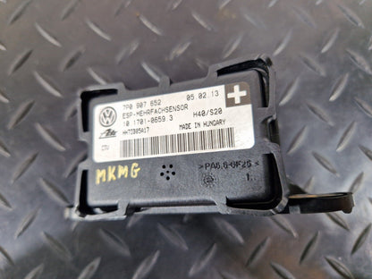 10-15 AUDI Q7 4L  YAW RATE SPEED SENSOR 7P0907652