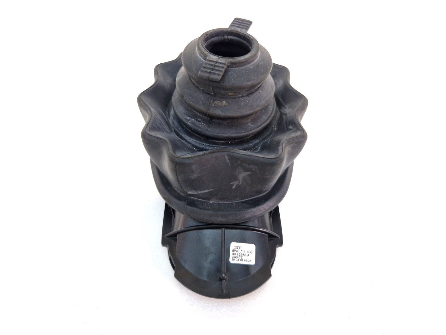 16-19 AUDI A4 B9 GENUINE GEARSTICK RUBBER SEAL TRIM 8W0711406