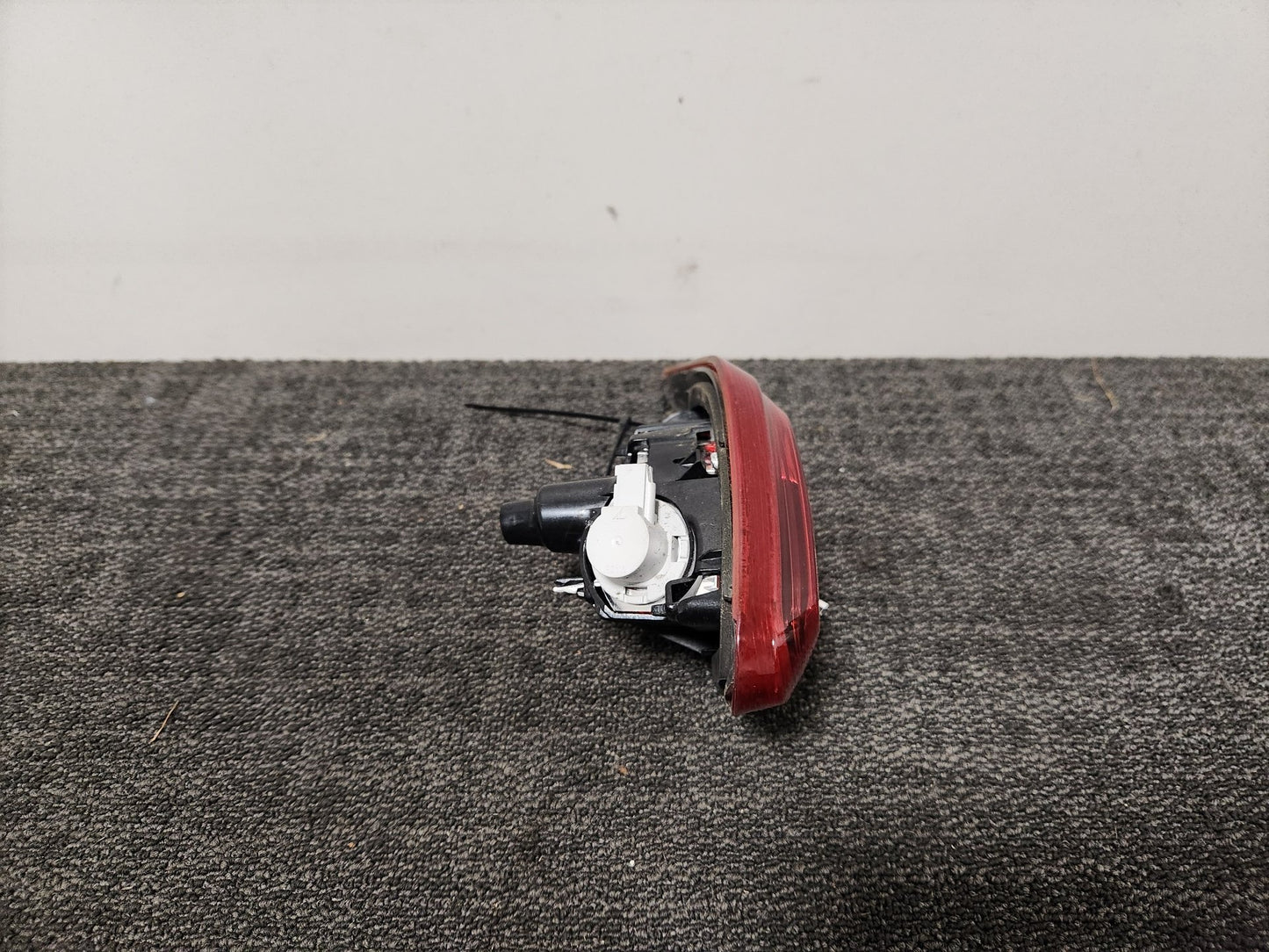 2016 Vauxhall Corsa MK4 (E) (4500) Genuine Rear Right Inner Tail Light 39012626