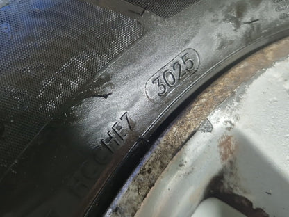 Toyota Estima MK2 (ACR30) 16" Alloy Wheel with Tyre 215/60/16 6mm