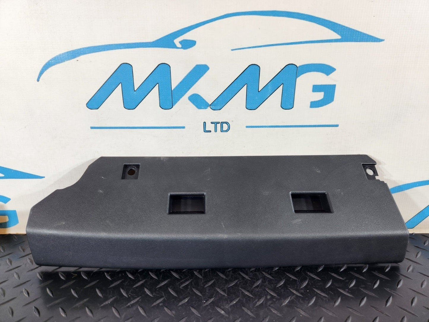 19-ON RANGE ROVER EVOQUE L551 GENUINE DASHBOARD TRIM K8D2-044M90-B