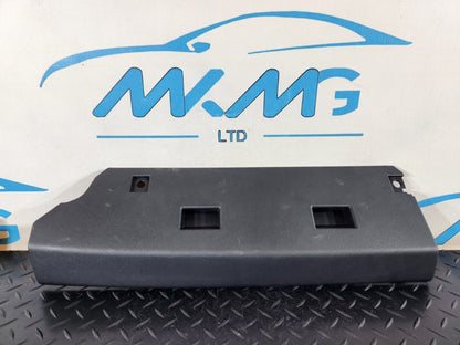 19-ON RANGE ROVER EVOQUE L551 GENUINE DASHBOARD TRIM K8D2-044M90-B
