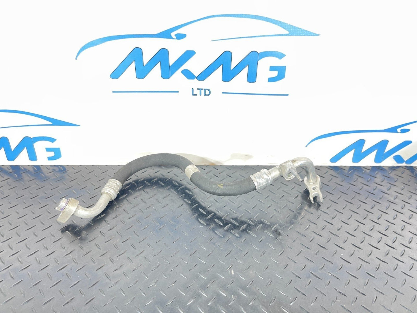 14-21 MERCEDES BENZ C350e W205 A/C AIR CON CONDITIONING HOSE PIPE A2058302303