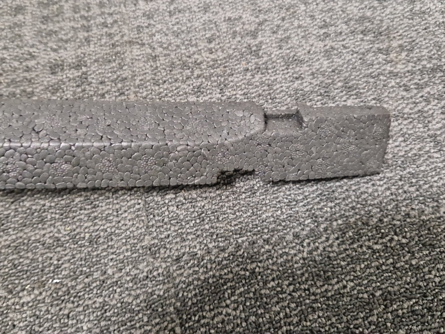 Land Rover Discovery Sport L550 Front Bumper Bracket Foam FK7217E778A