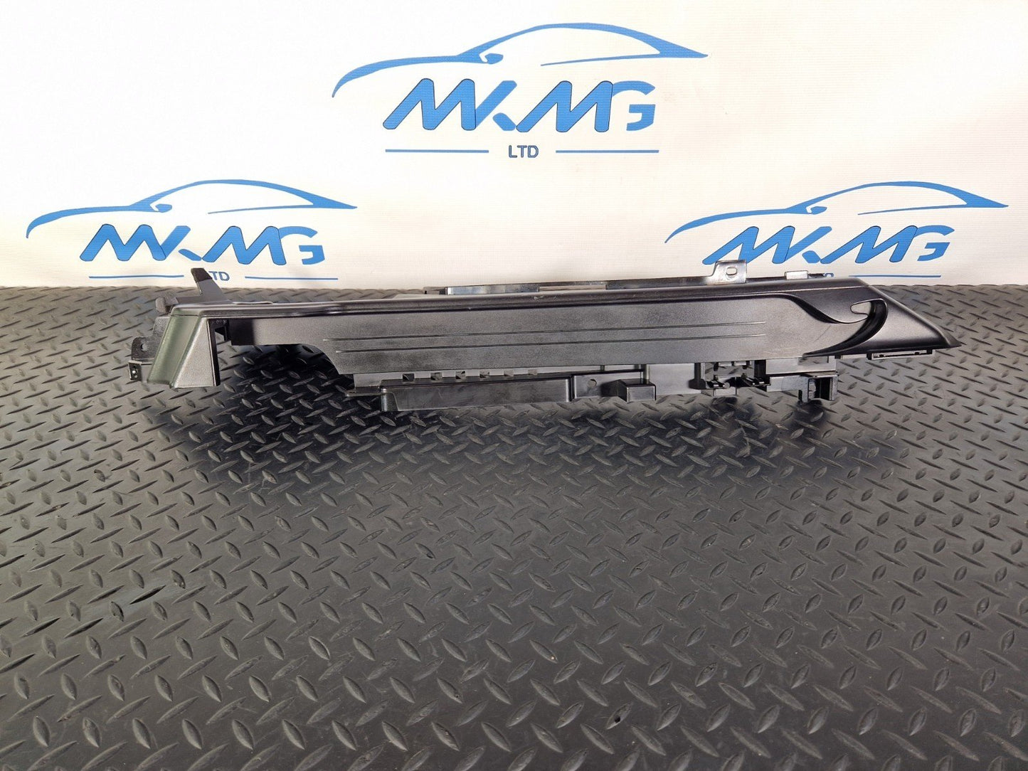 10-13 BMW X5 E70 LCI OEM REAR RIGHT O/S LUGGAGE COMPARTMENT RAIL COVER 6961850