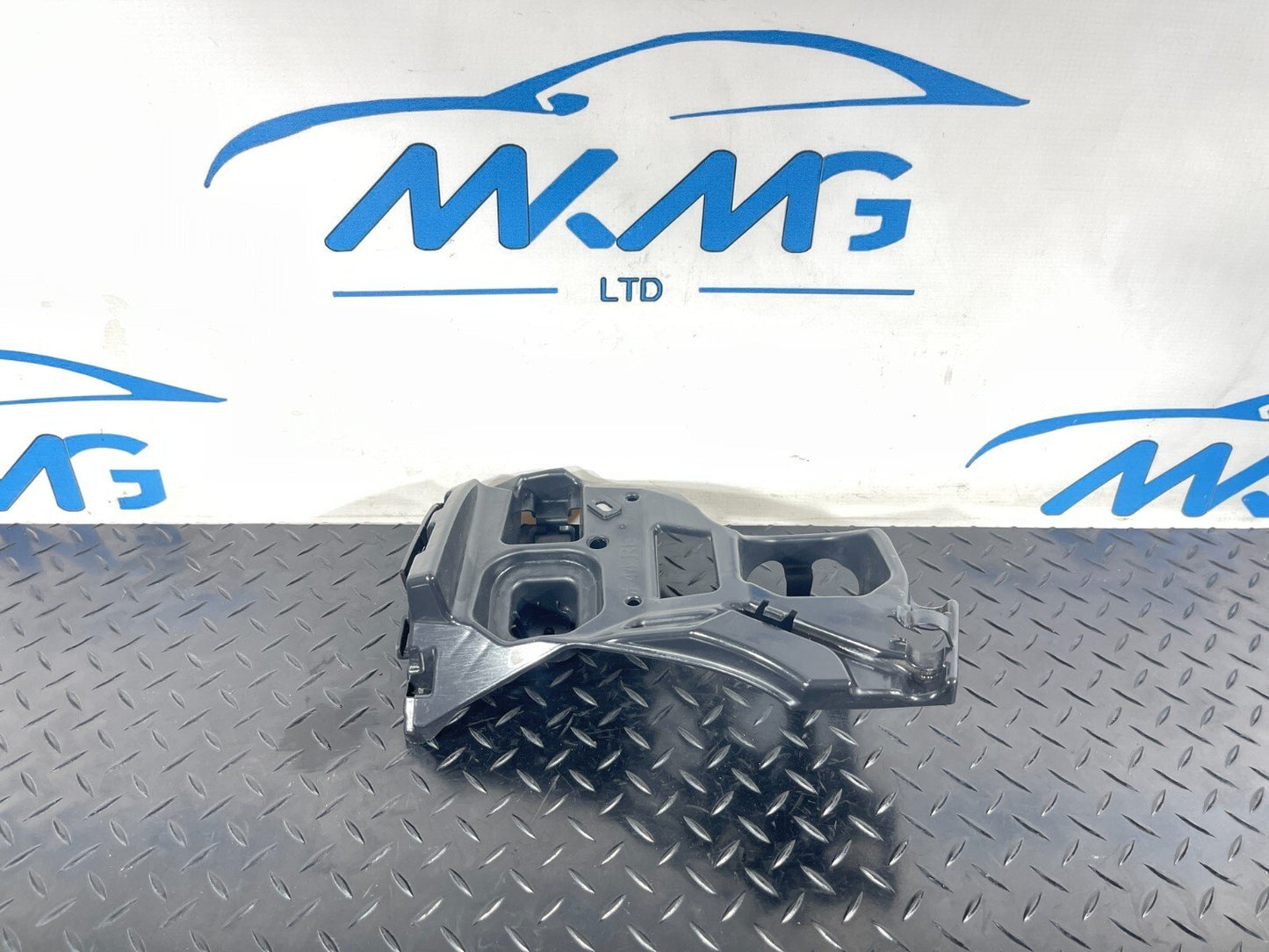 BMW F44 Gran Coupe Bumper Bracket Rear Right O/S Upper Guide Mount 8494946