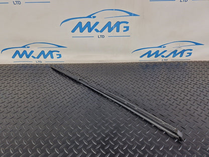 10-18 AUDI A7 4G S-LINE WINDSCREEN SIDE TRIM COVER MOULDING RIGHT 4G8854328
