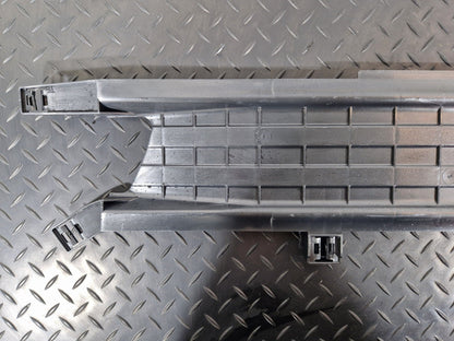 18-ON MERCEDES BENZ SPRINTER W907 W910 2.2 CDI CABLE DUCT COVER A9105460000
