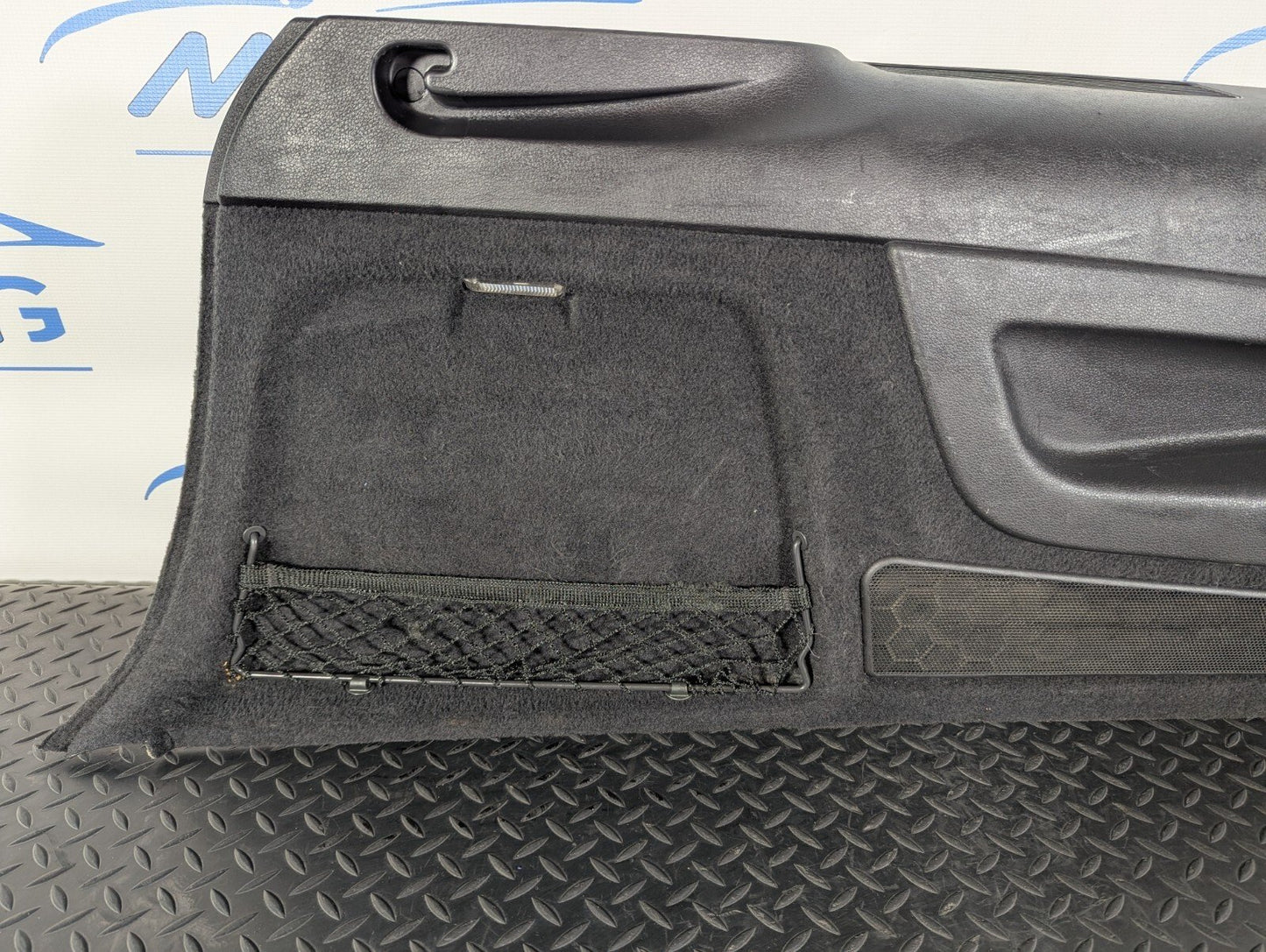 10-15 AUDI Q7 4L LEFT PASSENGER SIDE BOOT FLOOR TOOLBOX TRIM PANEL 4L0863879