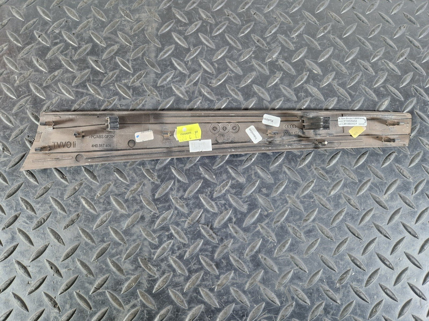 Audi A8 4H Genuine Dashboard &amp; Center Trim Set 4H2864348 4H2857211L 4H000012P