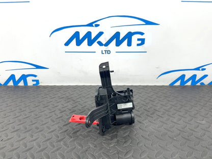 16-19 AUDI A4 B9 AVANT GENUINE POSITIVE BATTERY POWER DISTRIBUTION BOX CONNECTOR