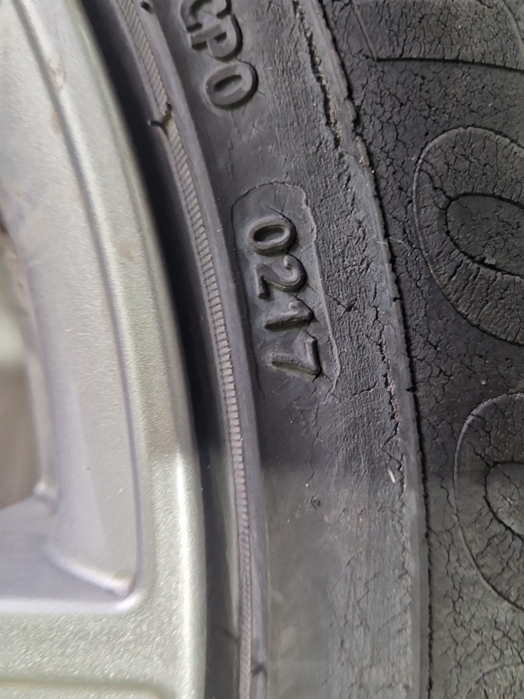 Renault Clio MK4 (Ph1) (X98) 16" Alloy Wheel with Tyre 195/55/16 ~5mm
