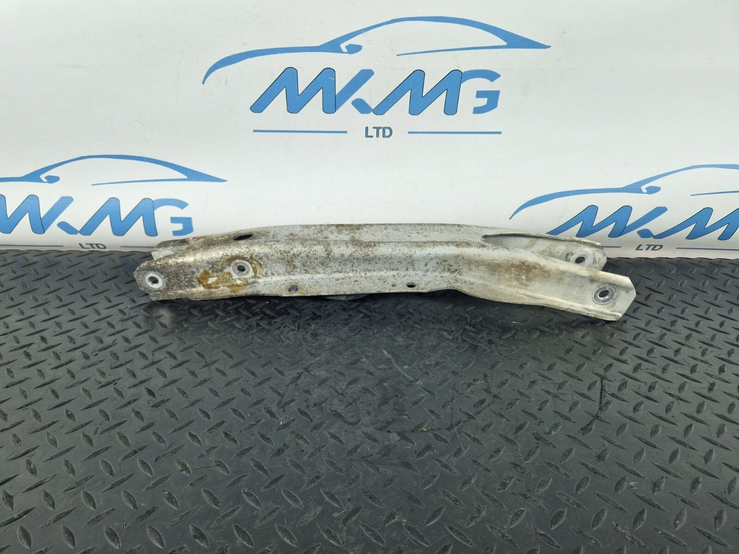 13-19 MERCEDES BENZ CLA C117 REAR LOWER CONTROL ARM SPRING LINK A2463520202