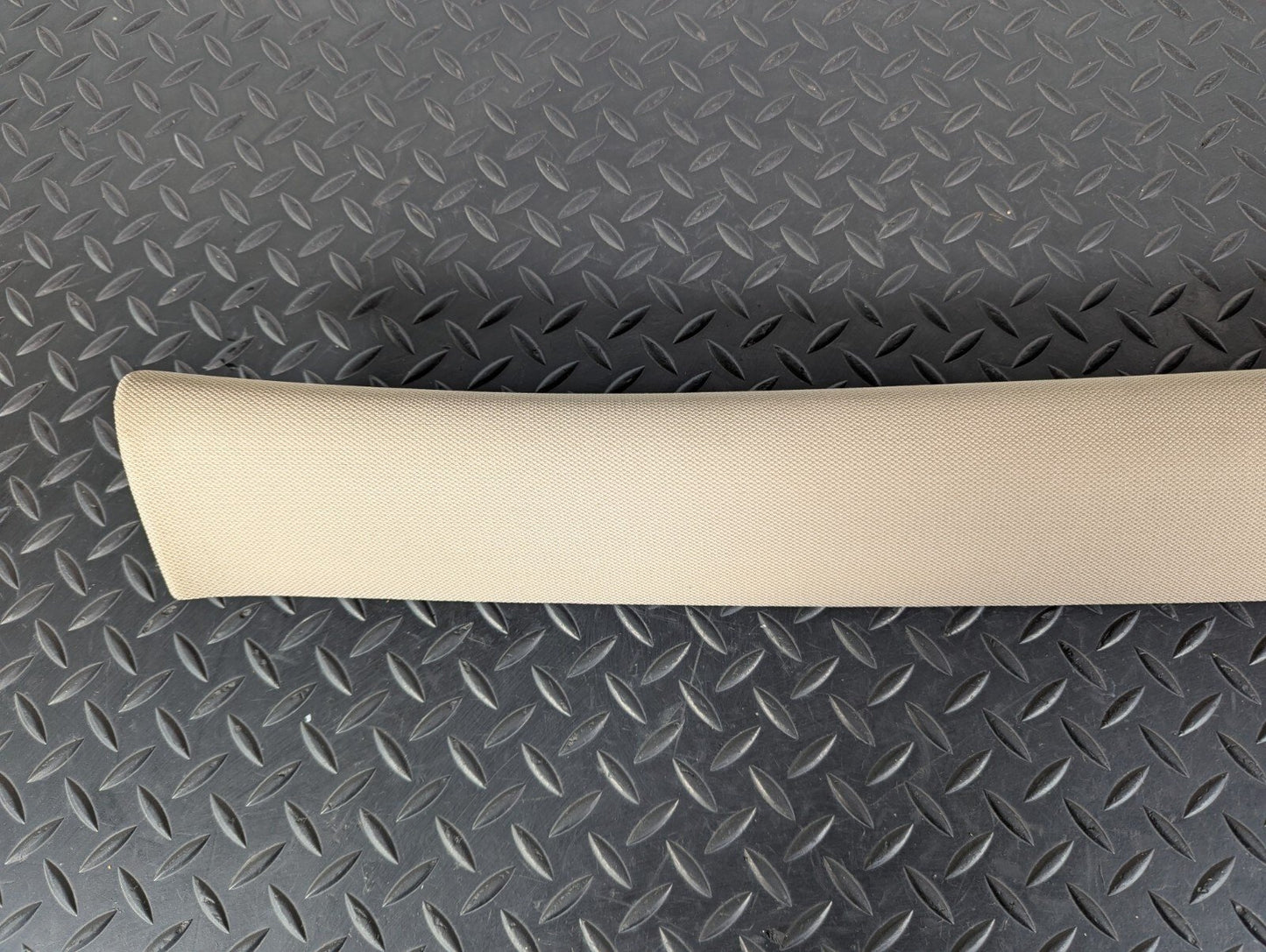 14-21 BMW 2 SERIES 218d GRAN TOURER F46 FRONT RIGHT DRIVER SIDE A-PILLAR TRIM