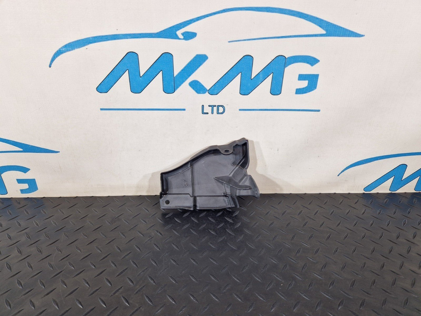 10-13 BMW X5 E70 LCI GENUINE OEM ENGINE BAY LEFT N/S PARTITION PANEL 7171791