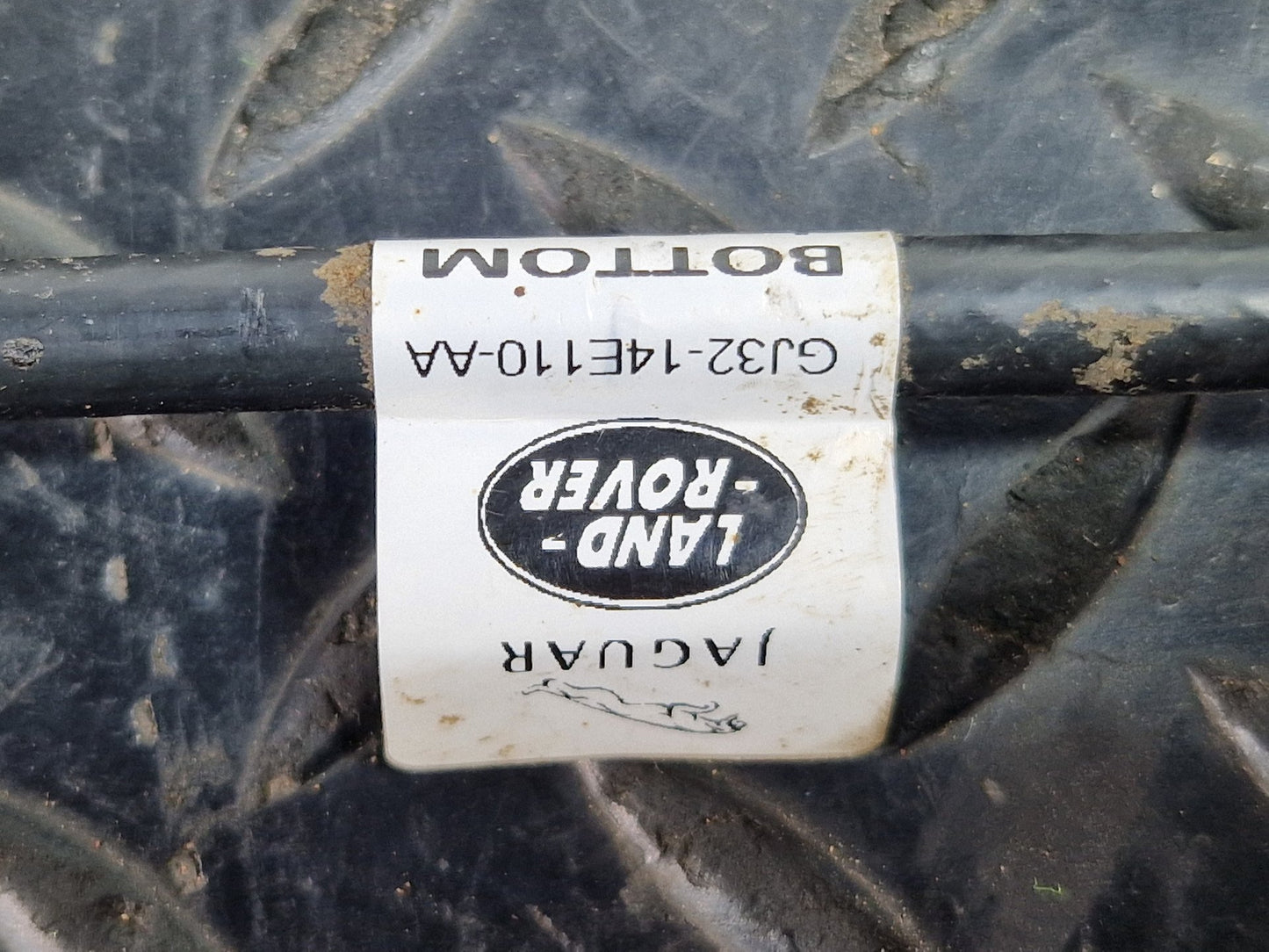 Land Rover Range Rover Evoque L538 Tailgate Sensor Wire GJ3214E110AA