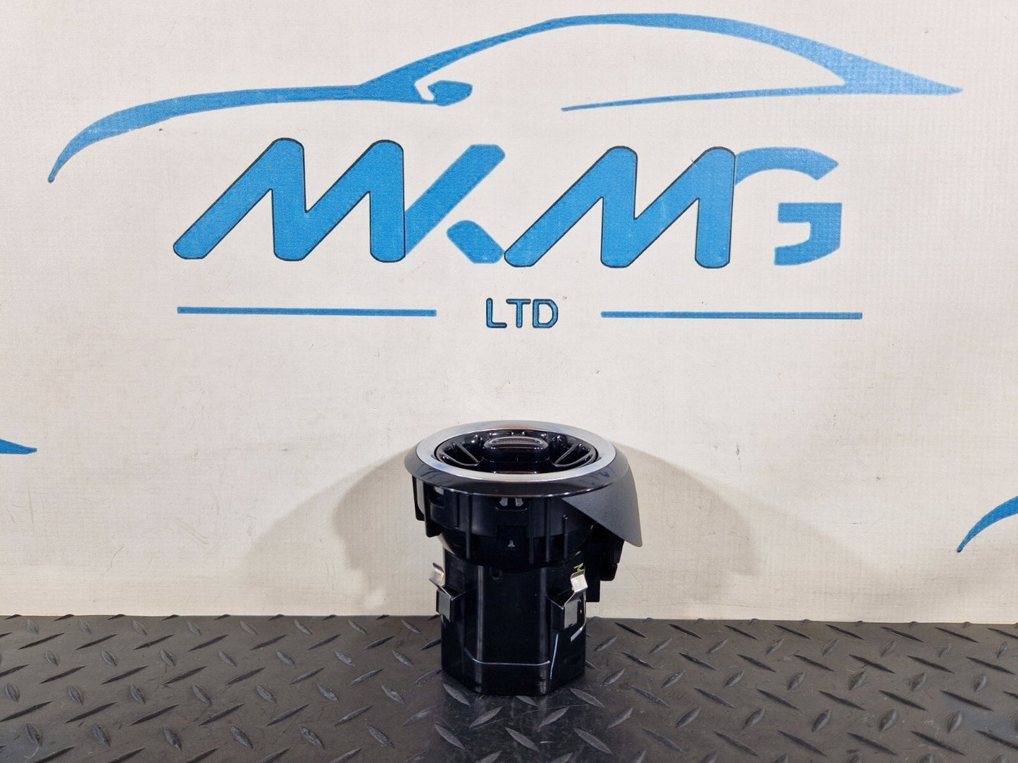 18-ON MERCEDES BENZ A CLASS W177 GENUINE INTERIOR AIR VENT A1778307700