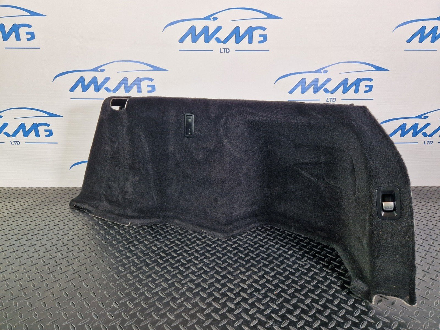 14-21 MERCEDES BENZ C200d W205 BOOT SIDE TRIM PANEL REAR RIGHT A2056909604