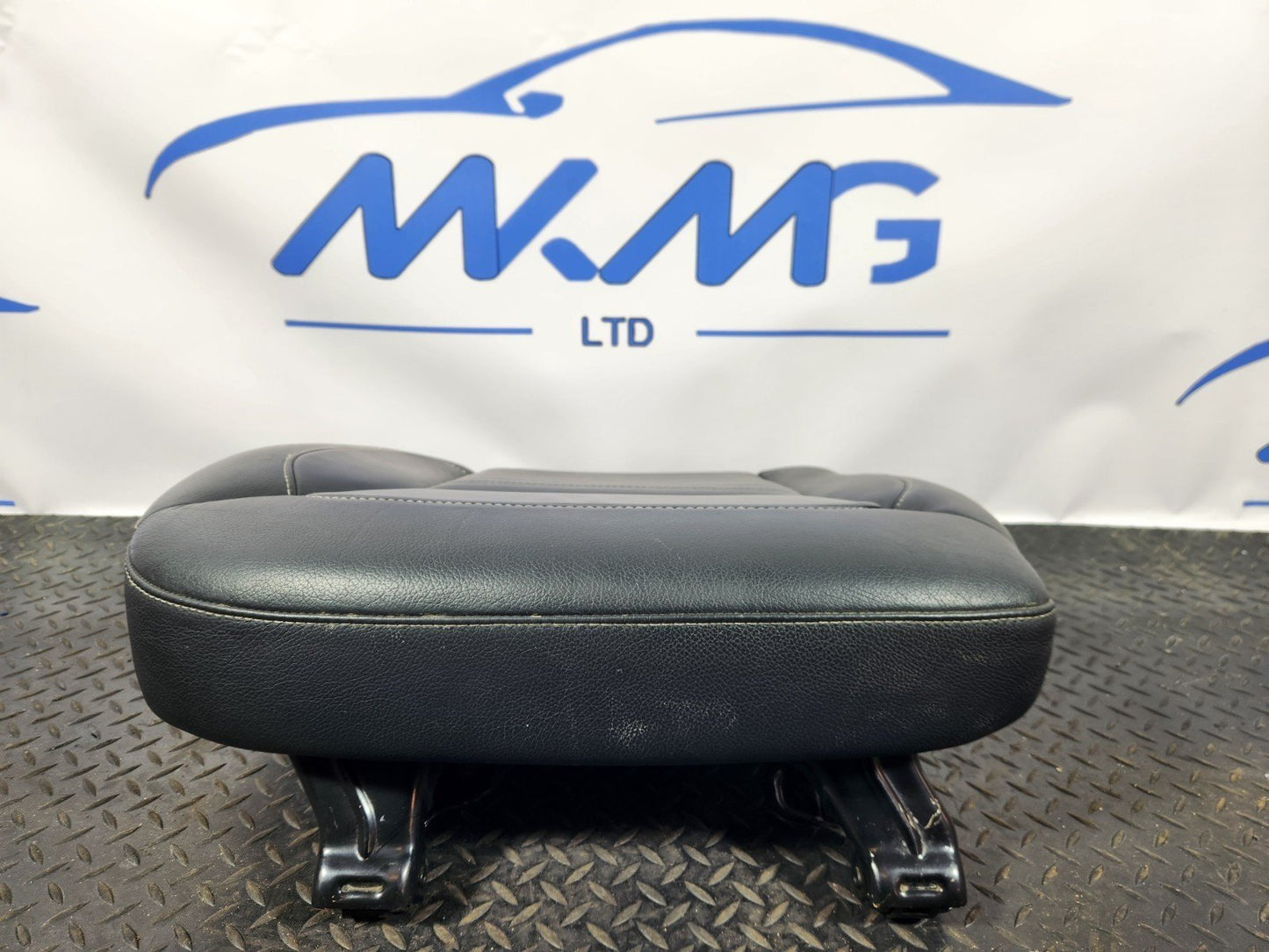 16-19 MERCEDES GLE W166 GENUINE REAR RIGHT O/S/R SEAT BASE BENCH BLACK LEATHER