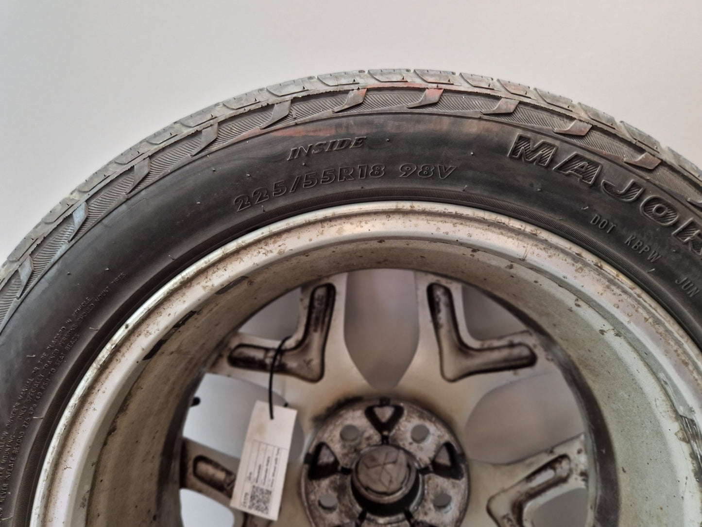 Mitsubishi Outlander MK3 (RE1) (GG2W) 18" Alloy Wheel with Tyre 225/55/18 ~5mm