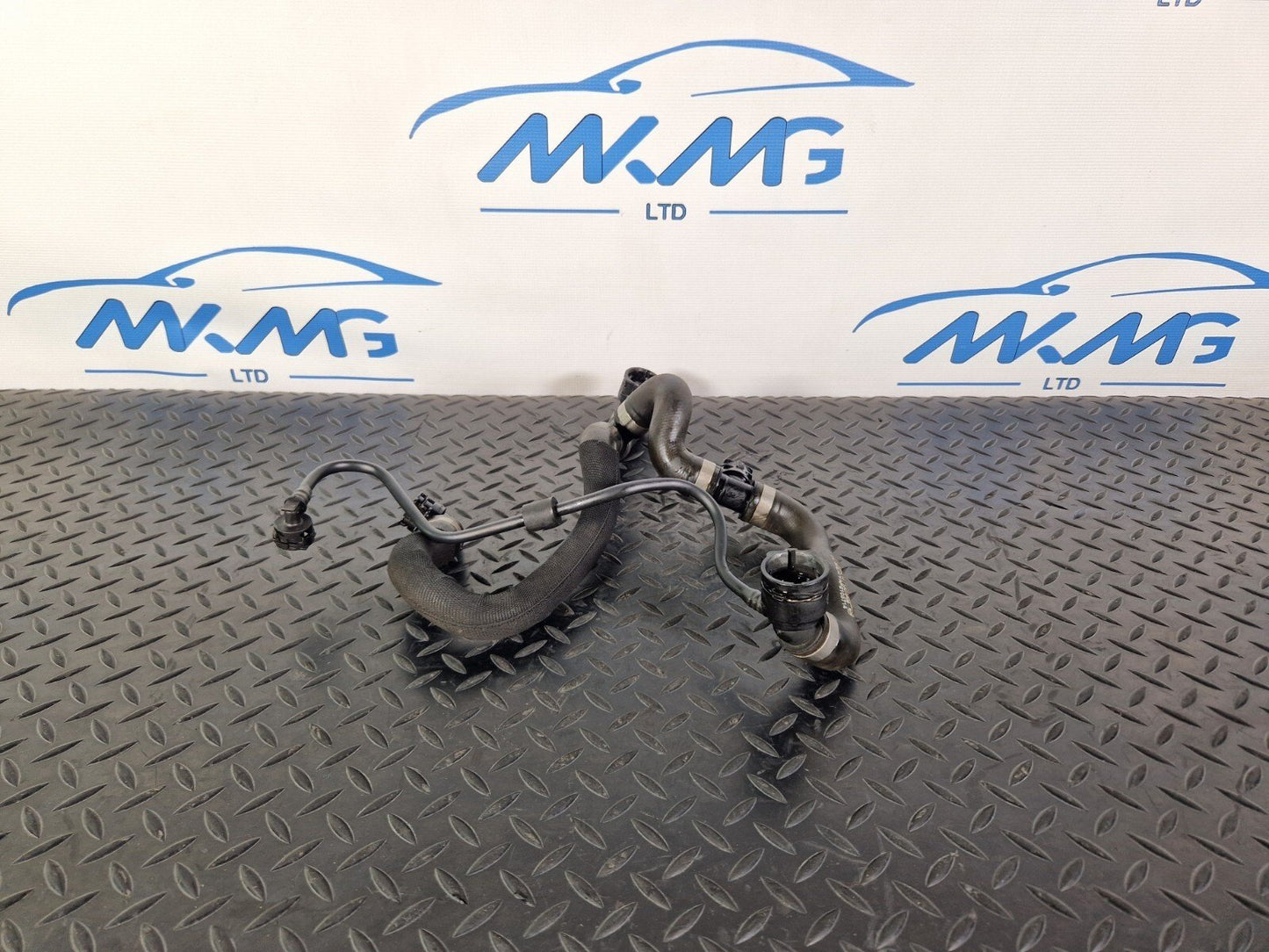 14-21 MERCEDES BENZ C300h W205 GENUINE CIRCULATION PUMP HEATING & COOLANT HOSES