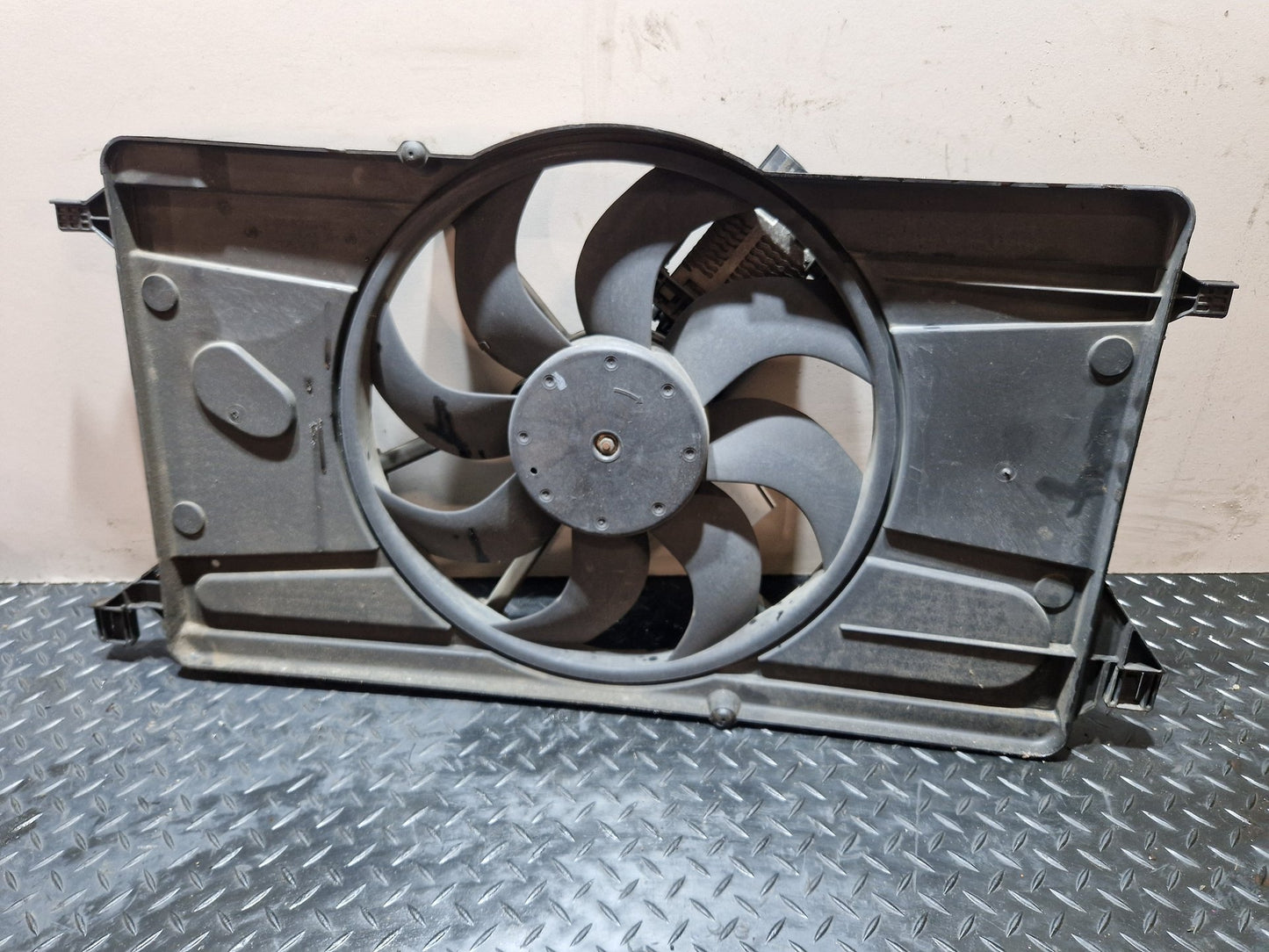 Ford C-Max MK1 FL (C214) MPV Genuine Radiator Cooling Fan 3M51-8C607-EC