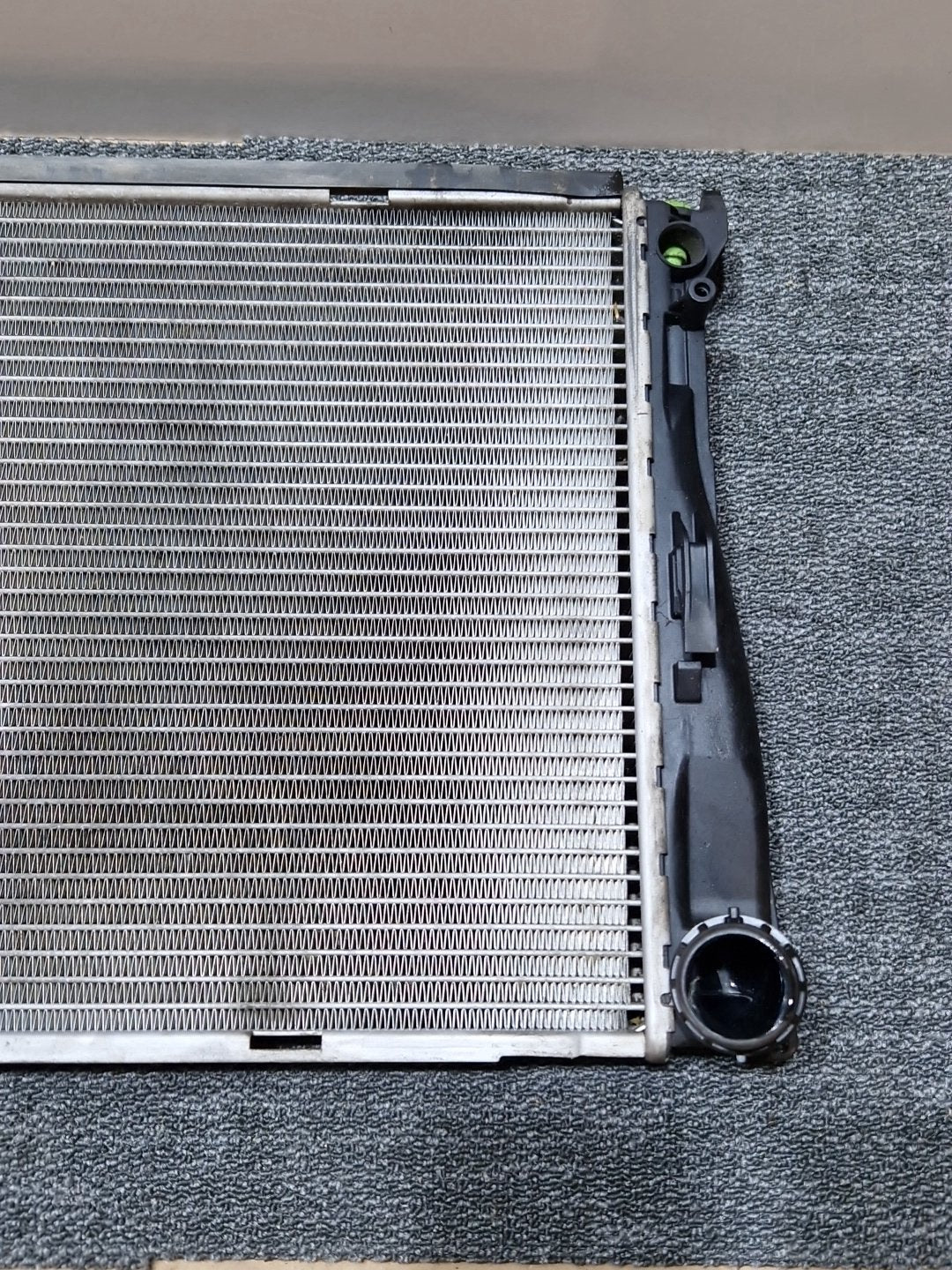 BMW 320d 2L Diesel 120kw M47D20O2 | M47N2/204D4 Genuine Cooling Radiator