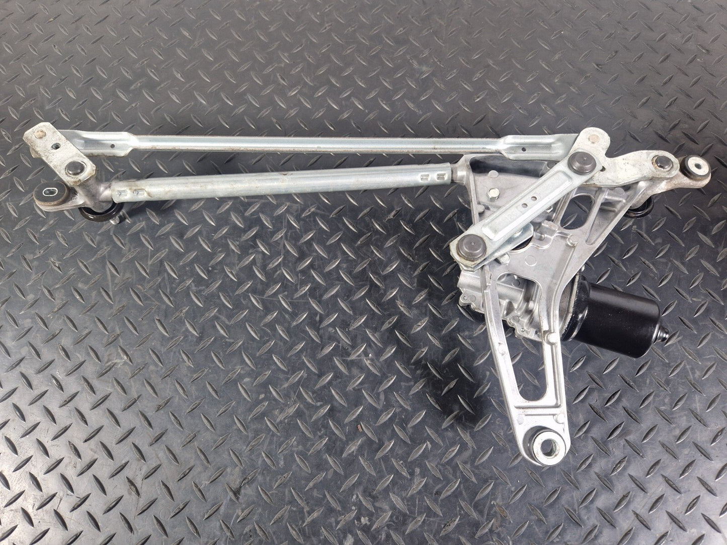 16-23 AUDI S5 COUPE GENUINE FRONT WIPER MOTOR & LINKAGE 8W6955023