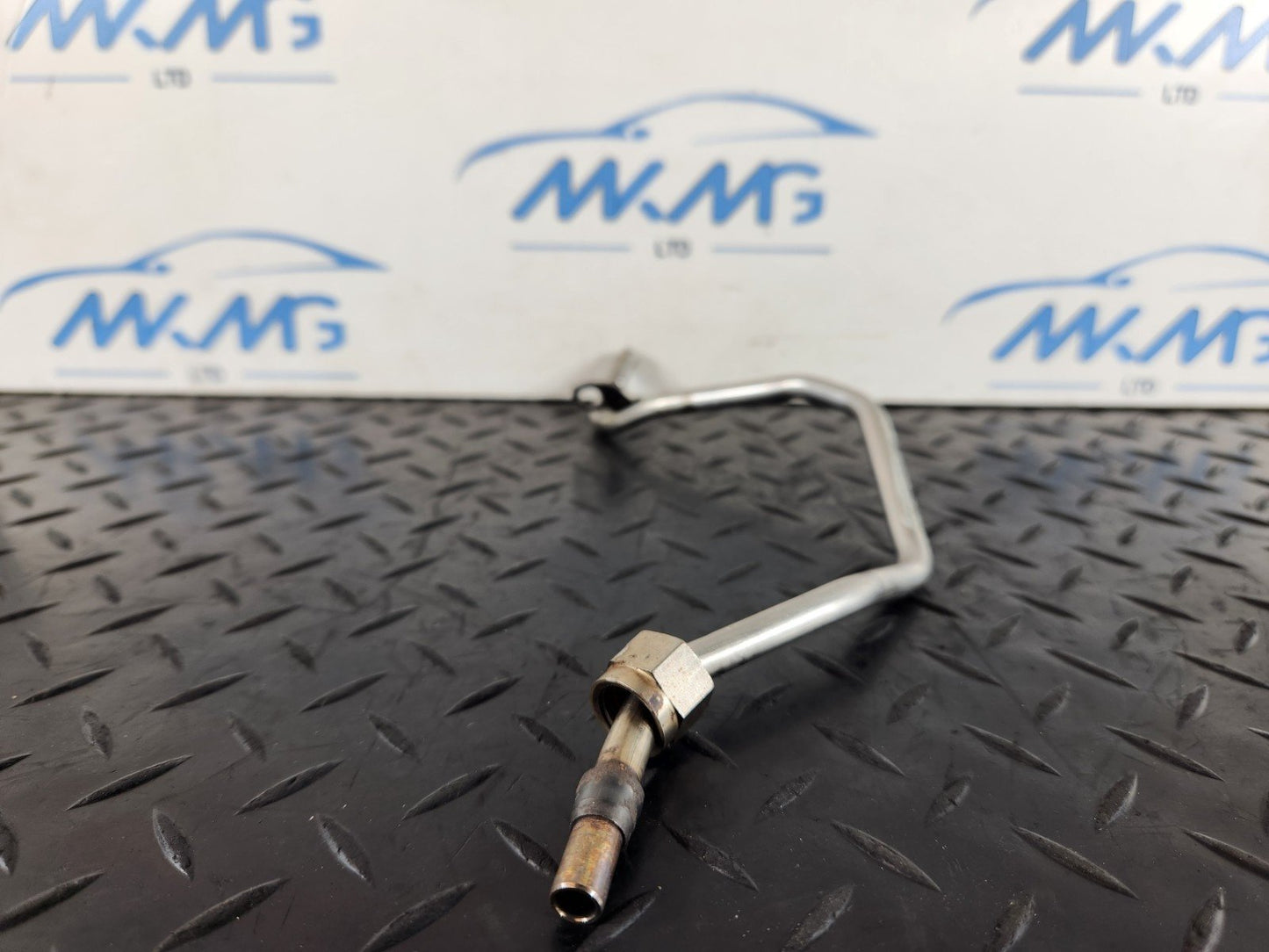 16-19 AUDI A4 B9 2.0TDI DET DIESEL ENGINE GENUINE CONTROL LINE PIPE 04L131552BM