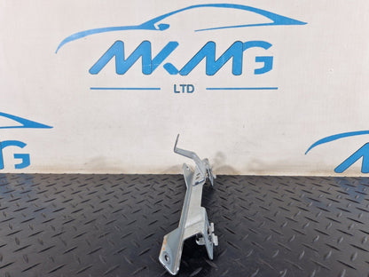 11-19 MERCEDES BENZ ML W166 REAR RIGHT O/S/R ROOF HANDLE BRACKET A1668100414