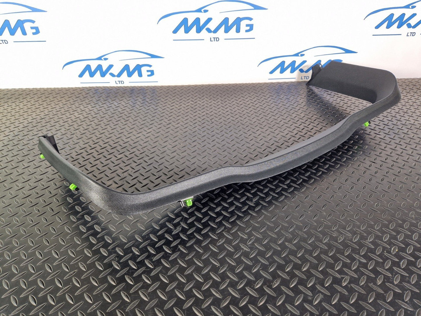14-21 MERCEDES C220d W205 TAILGATE PANEL TRIM COVER A2057401500