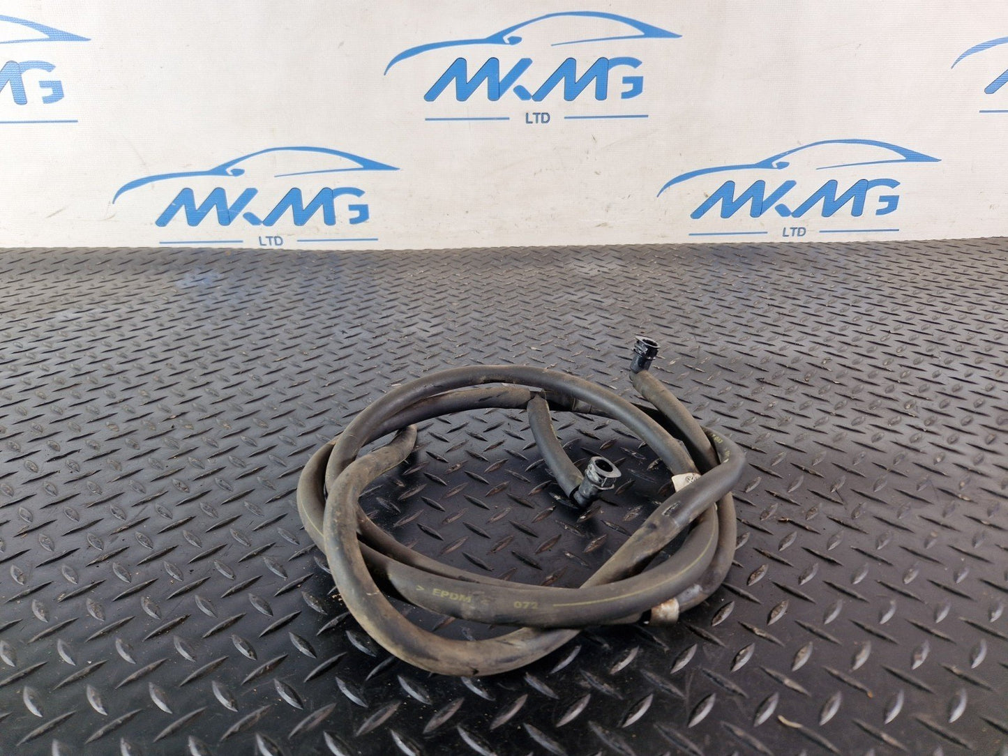 10-18 VW TOUAREG 7P GENUINE HEADLIGHT WASHER HOSE PIPE 7P6955970A