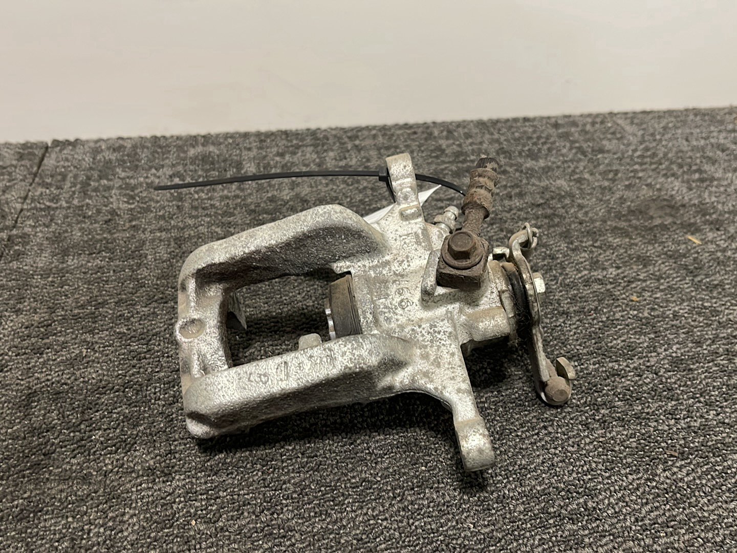 Vauxhall Zafira MK3 (C) (A3470) MPV Genuine Left NS Passenger Rear Brake Caliper