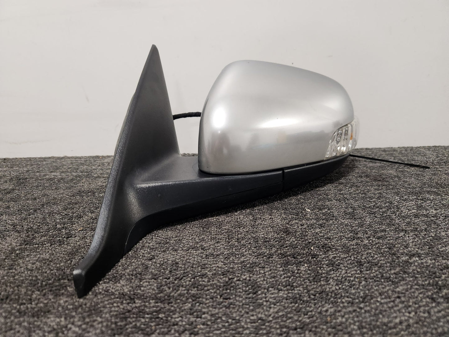 Volvo V50 MK2 FL (MW) Estate Genuine Front Left N/S Passenger Door Wing Mirror