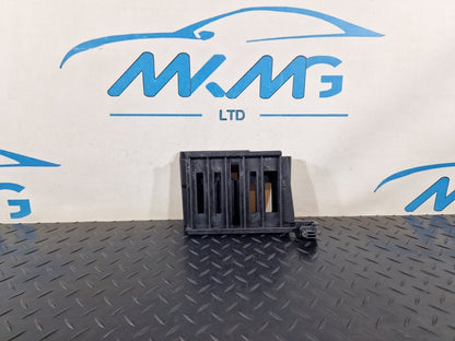 14-19 MERCEDES BENZ GLA X156 GEARBOX CONTROL MODULE BRACKET HOLDER A2465450500