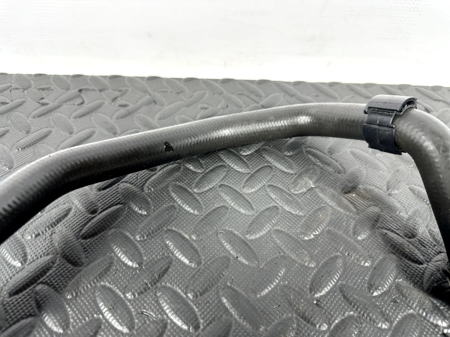 16-19 AUDI A4 B9 GENUINE 1.4 TFSI CVNA ENGINE COOLANT PIPE HOSE 8W0145920D
