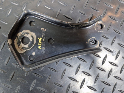 14-21 MERCEDES BENZ C220 W205 REAR SUBFRAME RIGHT SIDE STOP PLATE A2053520800