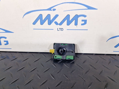 19-ON MERCEDES BENZ B CLASS W247 WLAN ANTENNA  A2479052602