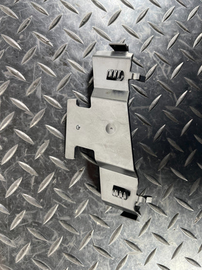 16-23 AUDI A5 F5 SPORTBACK S-LINE B-Pillar Trim Panel Bracket Upper 8W8867191